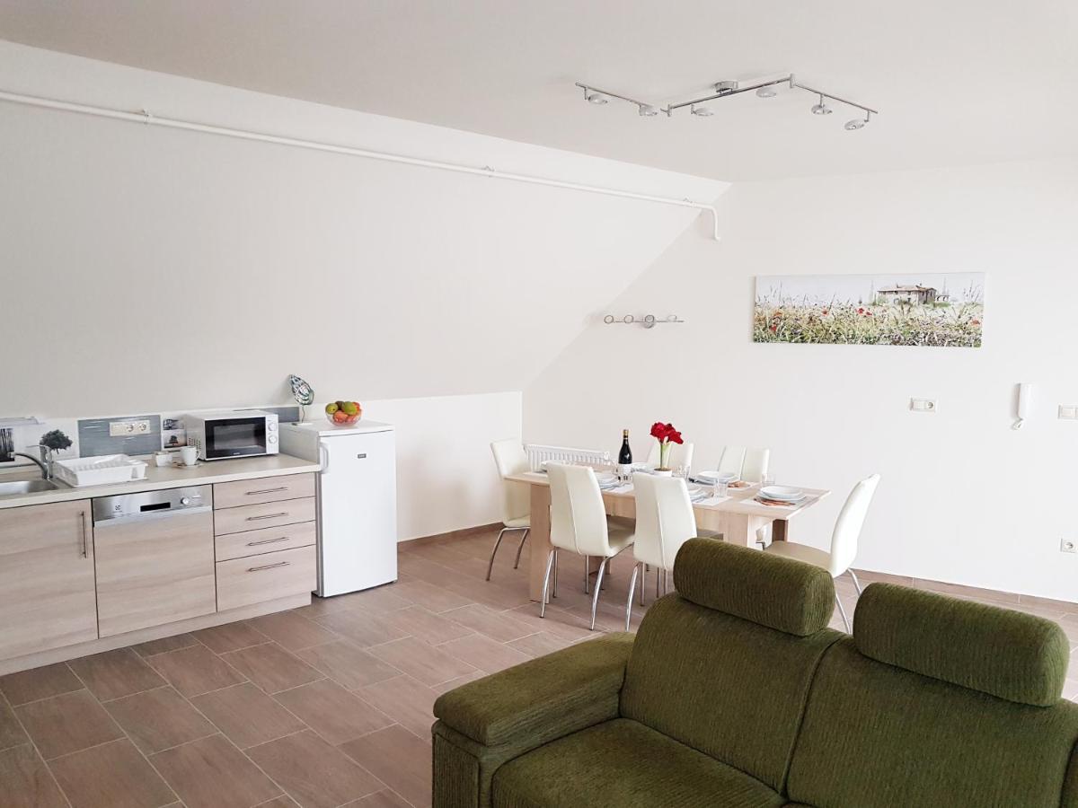 Silver Lodge Apartments Έγκερ Εξωτερικό φωτογραφία